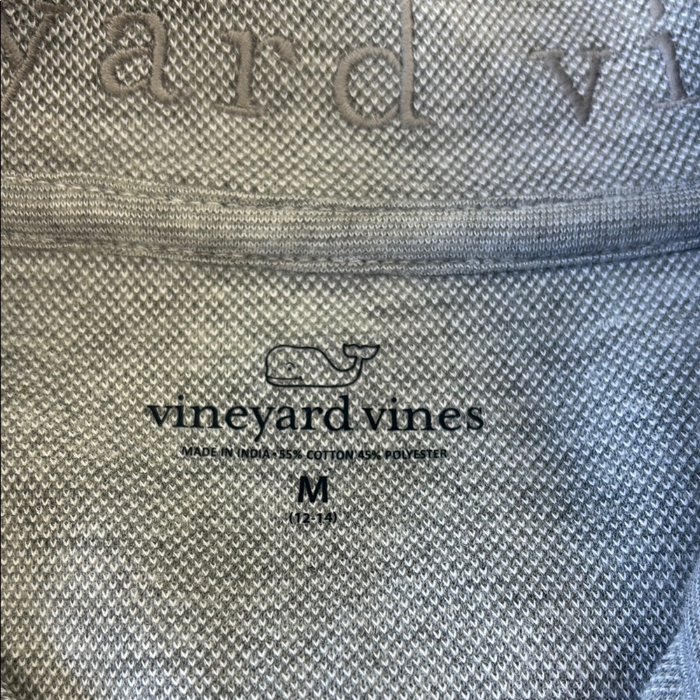 Boys Vineyard vines Gray quarter-Zip Sweater. Medium - Picture 3 of 3